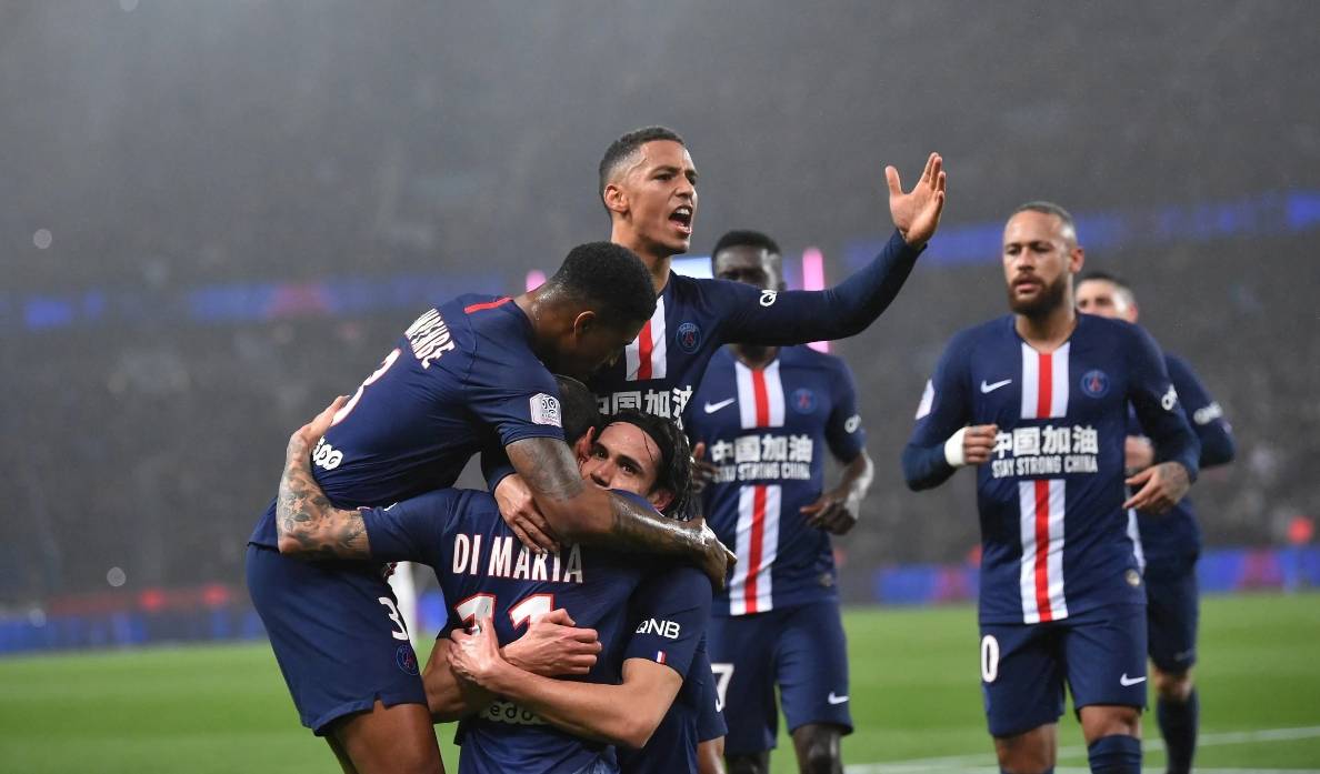 关于巴黎圣日耳曼豪取大胜，领跑积分榜，士气大振的信息