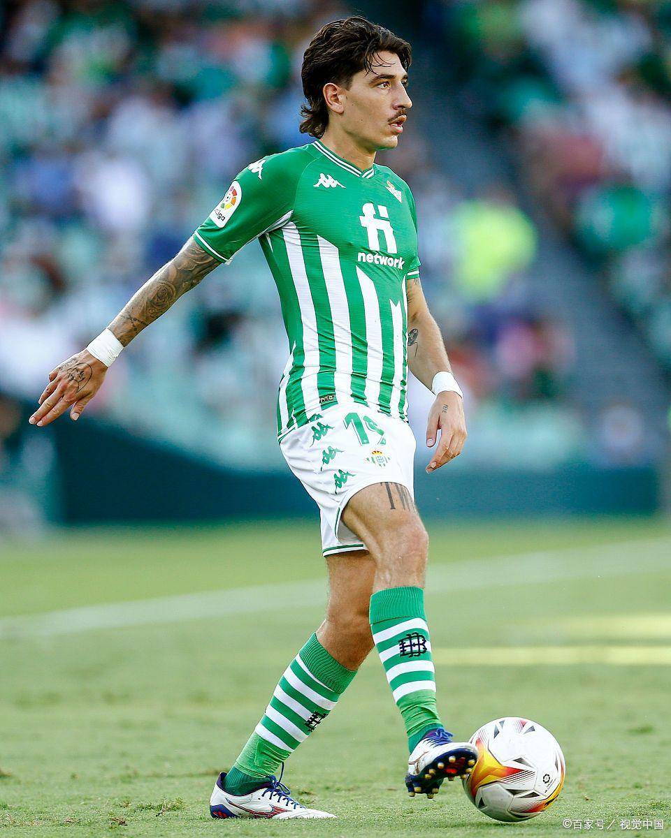 喀麦隆黄金雨队展现优异表现，士气大振