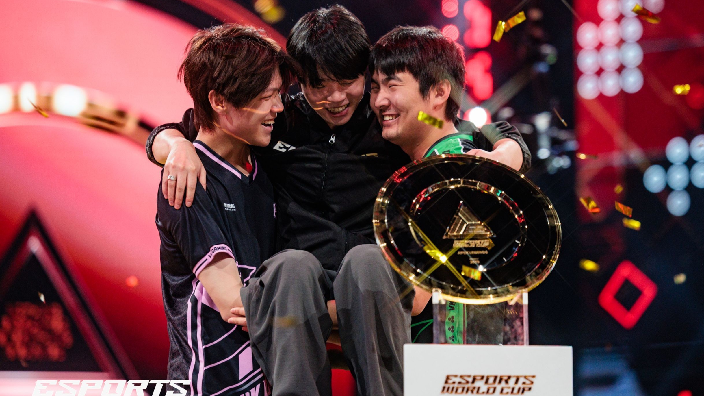 开云体育app-DFM力克V5，Kanavi打出惊人五杀宿敌对决半决赛，让粉丝疯狂欢呼的简单介绍